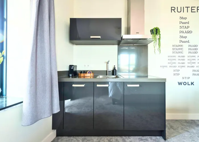 Designer In Hotspot Location W Fast Wi-fi * Tilburg