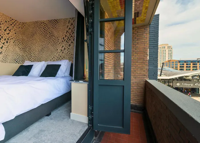 Apartment Designer In Hotspot Location W Fast Wi-fi